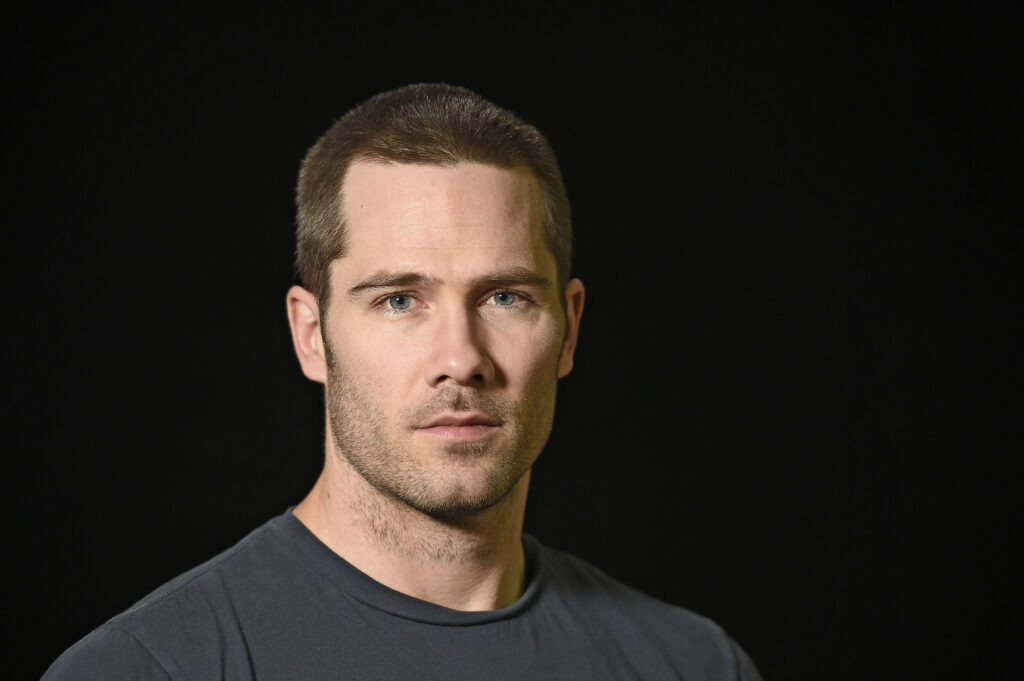 Luke Macfarlane